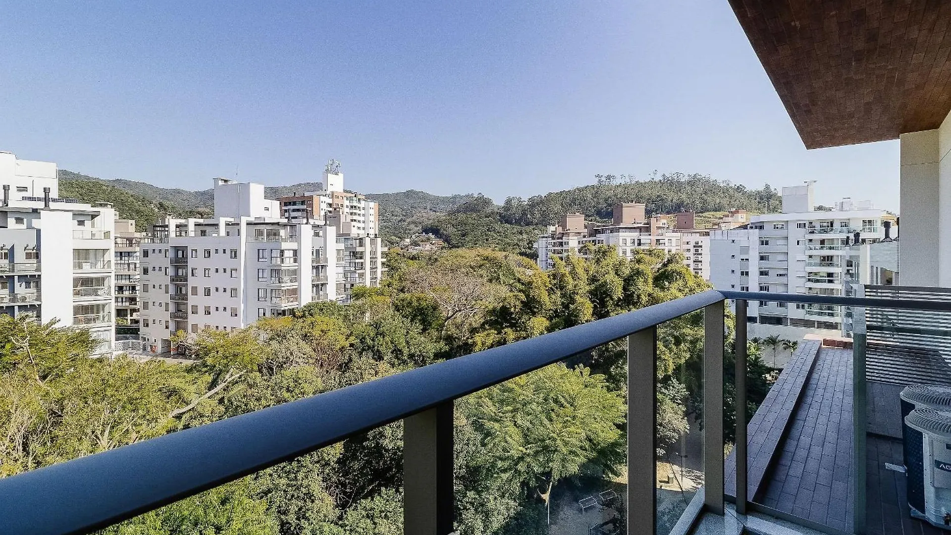 Estadia Em Predio Com Piscina, Academia E Lazer - Ssl Florianópolis Apartmán