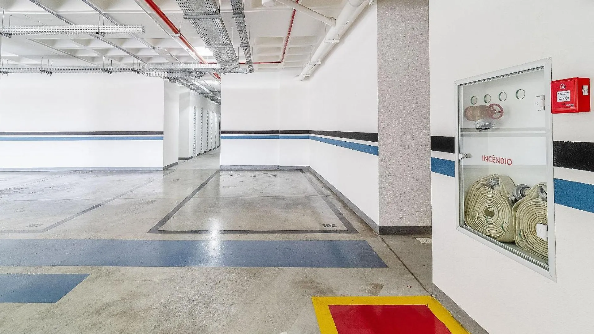 Estadia Em Predio Com Piscina, Academia E Lazer - Ssl Florianópolis