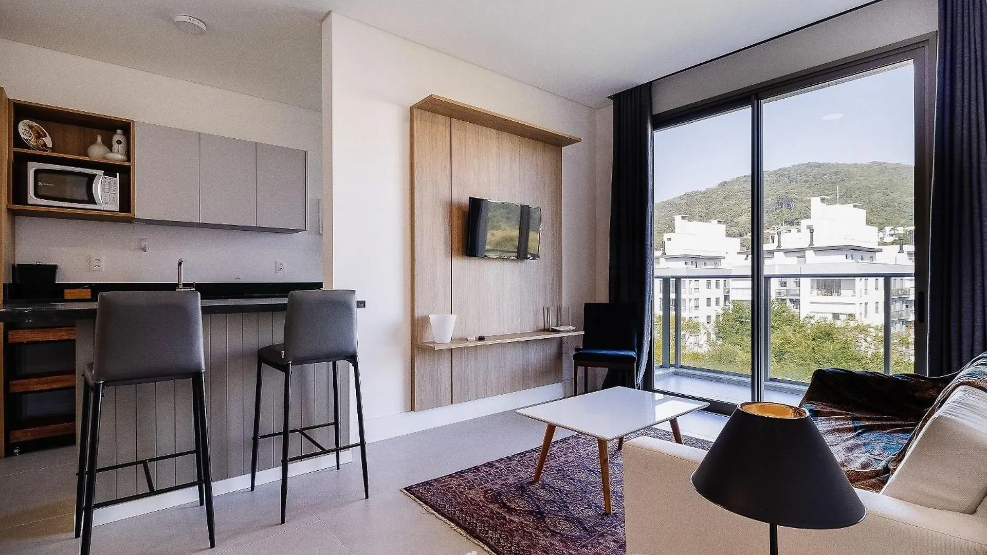 Apartment Estadia Em Predio Com Piscina, Academia E Lazer - Ssl Florianópolis Brasilien