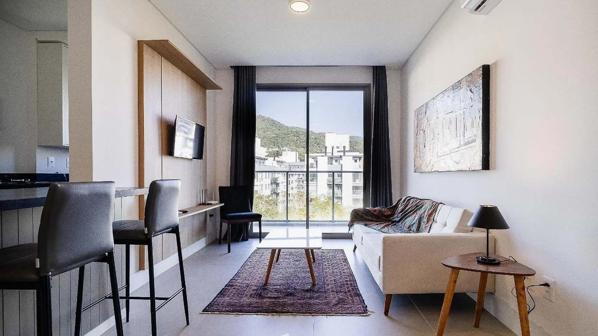 Estadia Em Predio Com Piscina, Academia E Lazer - Ssl Florianópolis Apartment
