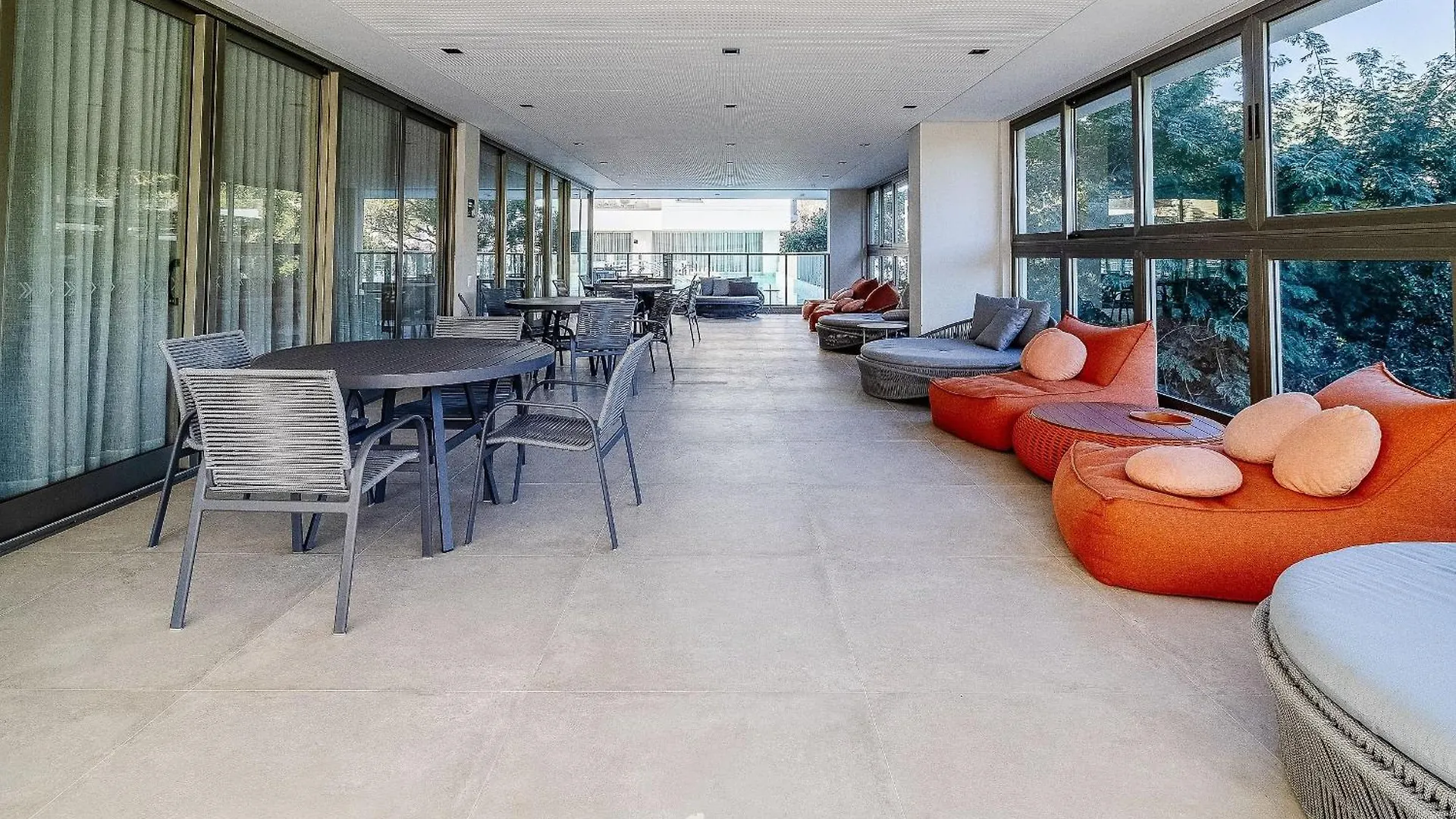 Estadia Em Predio Com Piscina, Academia E Lazer - Ssl Florianópolis